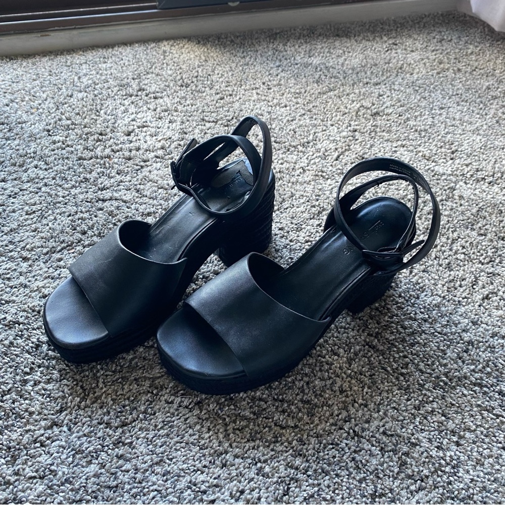 Call It Spring Black Platform Shoes with Chunky Heel